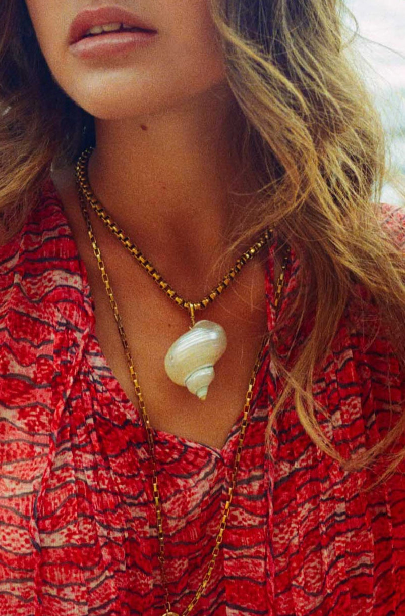 Big Shell Pendant